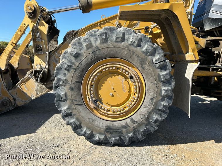 image for item DJ6372 2013 Caterpillar 988H  wheel loader