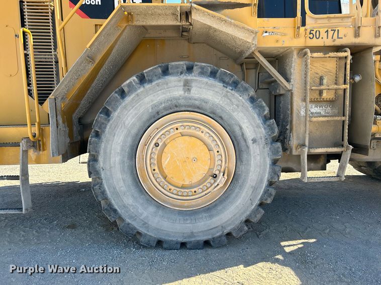 image for item DJ6372 2013 Caterpillar 988H  wheel loader