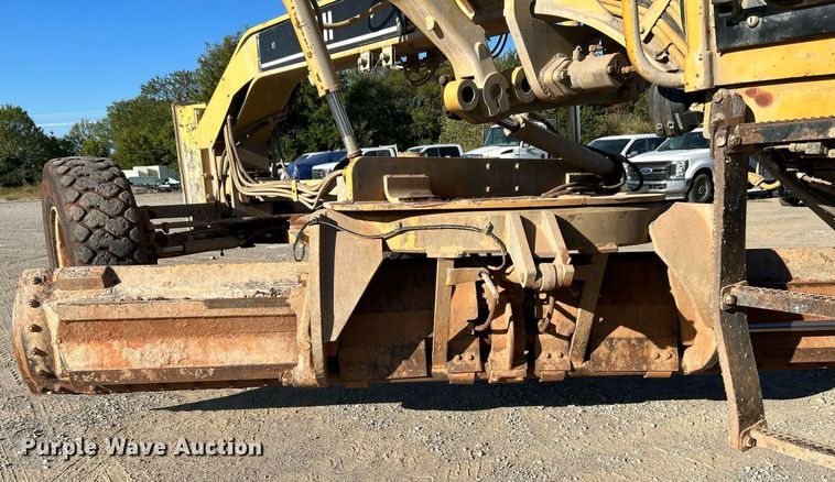 image for item DJ6373 1996 Caterpillar 160H  motor grader
