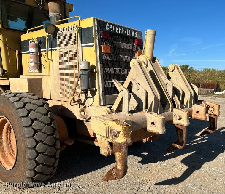 image for item DJ6373 1996 Caterpillar 160H  motor grader