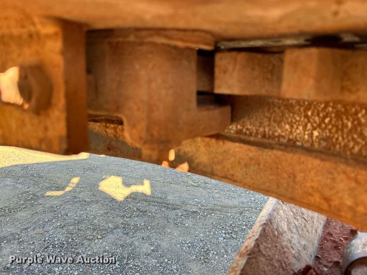 image for item DJ6373 1996 Caterpillar 160H  motor grader