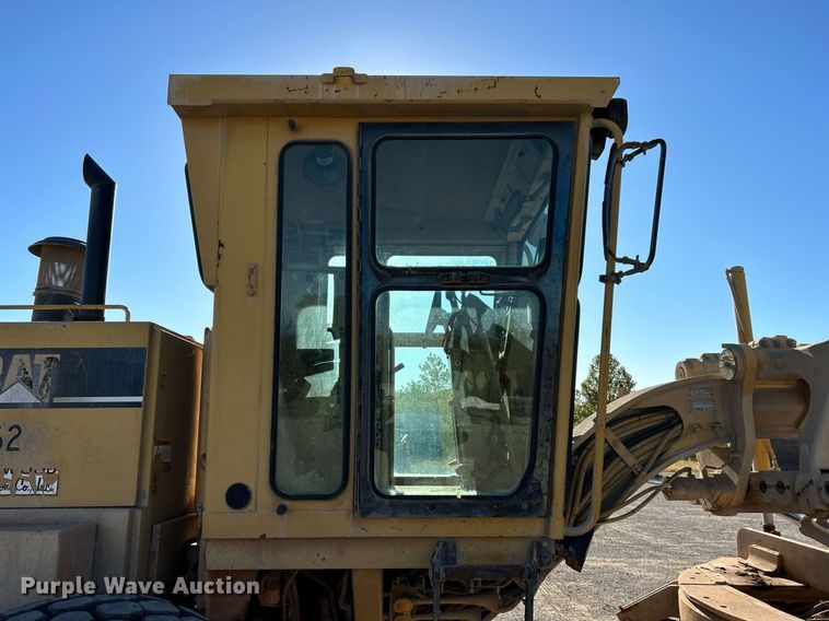 image for item DJ6373 1996 Caterpillar 160H  motor grader