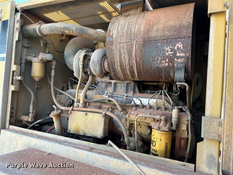 image for item DJ6373 1996 Caterpillar 160H  motor grader