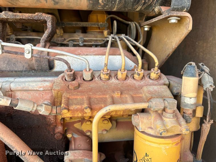 image for item DJ6374 2000 Caterpillar 160H  motor grader