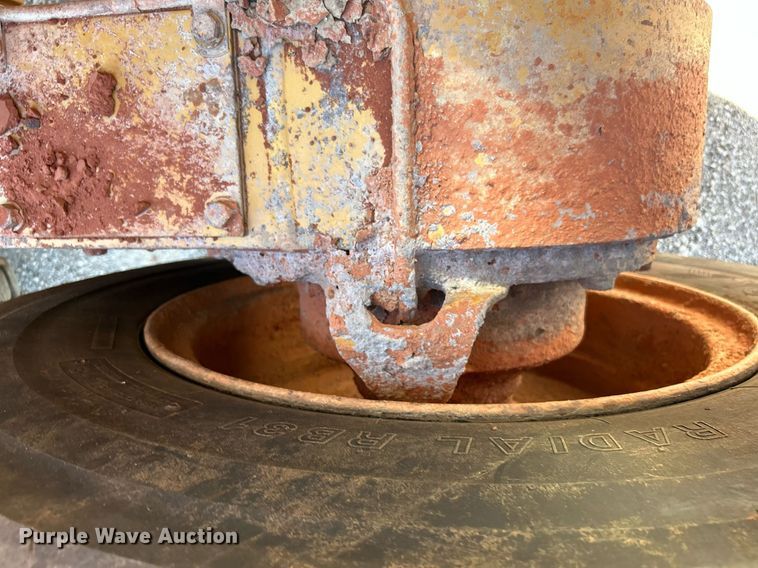 image for item DJ6374 2000 Caterpillar 160H  motor grader