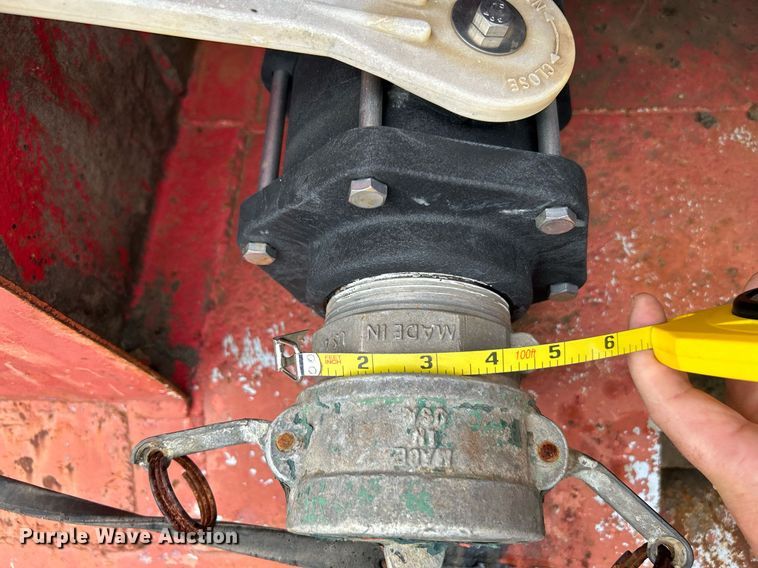 image for item DJ6388 1981 Railmaster Tanks, Inc.  vacuum trailer