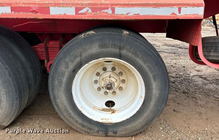 image for item DJ6388 1981 Railmaster Tanks, Inc.  vacuum trailer