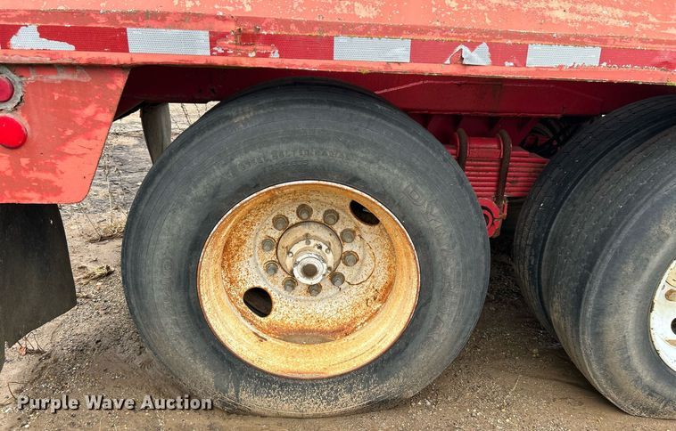 image for item DJ6388 1981 Railmaster Tanks, Inc.  vacuum trailer