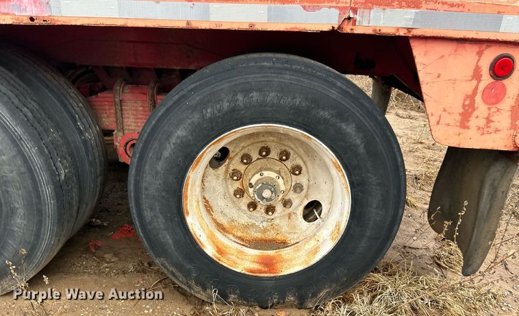 image for item DJ6388 1981 Railmaster Tanks, Inc.  vacuum trailer