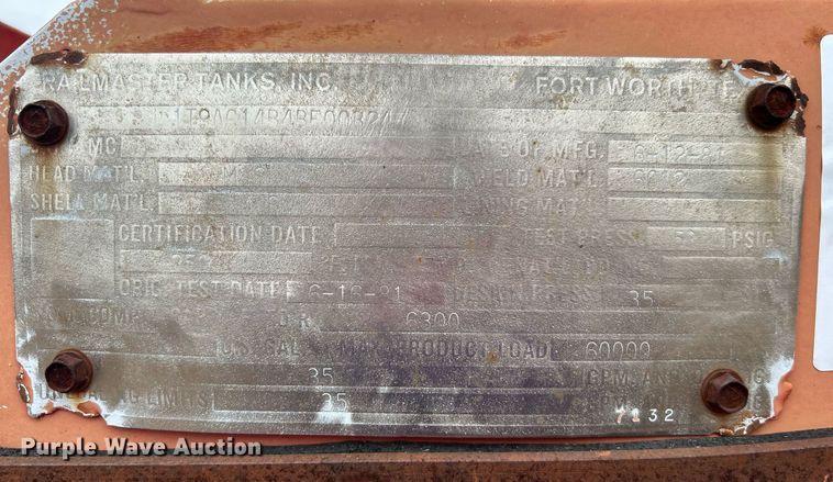 image for item DJ6388 1981 Railmaster Tanks, Inc.  vacuum trailer