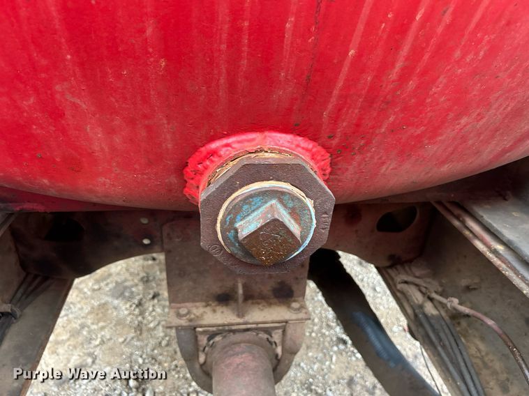 image for item DJ6389 1979 International F-2574  vacuum truck