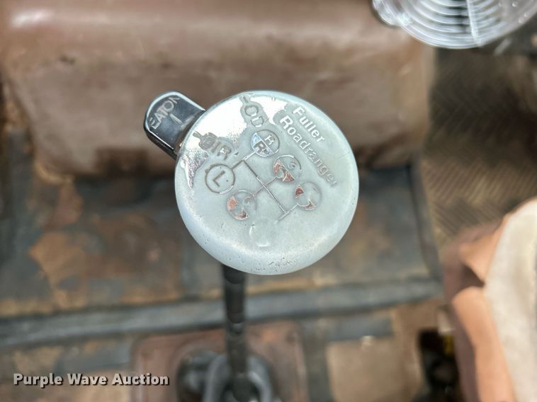 image for item DJ6389 1979 International F-2574  vacuum truck