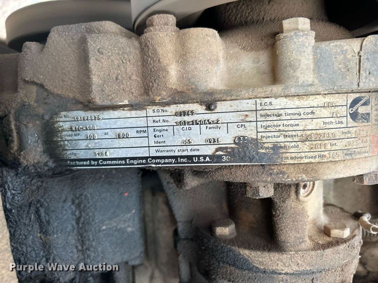 image for item DJ6389 1979 International F-2574  vacuum truck