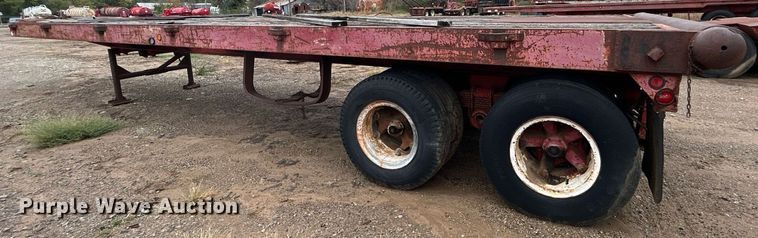 image for item DJ6390 1979 Load Craft  oilfield trailer