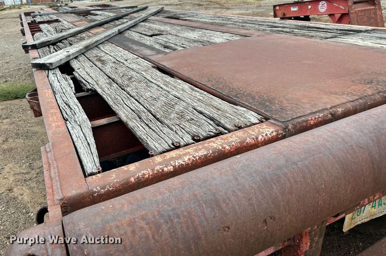 image for item DJ6390 1979 Load Craft  oilfield trailer