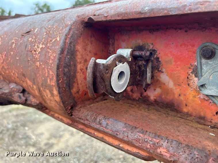 image for item DJ6390 1979 Load Craft  oilfield trailer