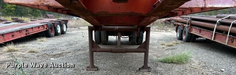 image for item DJ6390 1979 Load Craft  oilfield trailer