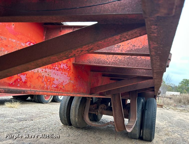 image for item DJ6390 1979 Load Craft  oilfield trailer