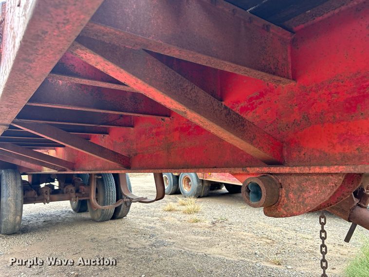 image for item DJ6390 1979 Load Craft  oilfield trailer