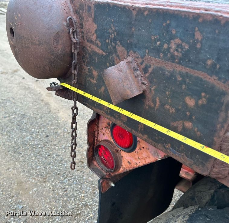 image for item DJ6390 1979 Load Craft  oilfield trailer