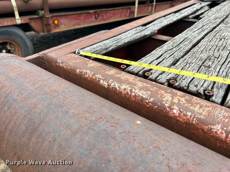 image for item DJ6390 1979 Load Craft  oilfield trailer