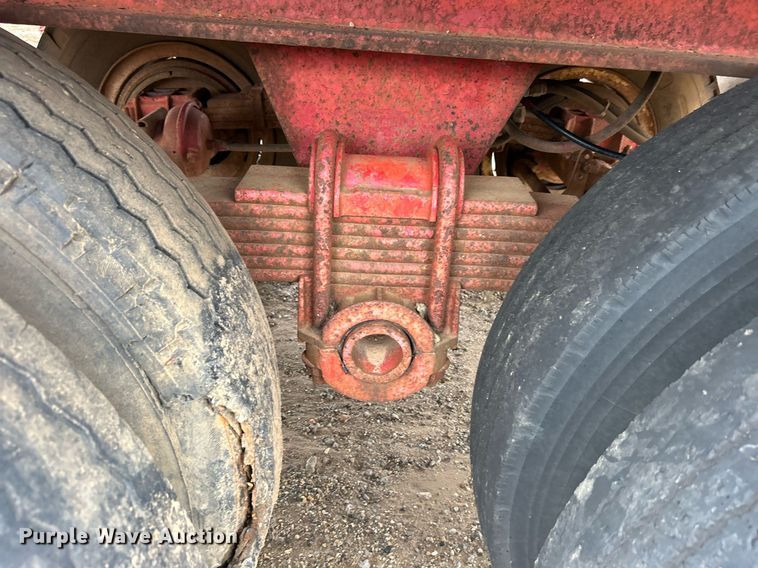 image for item DJ6390 1979 Load Craft  oilfield trailer