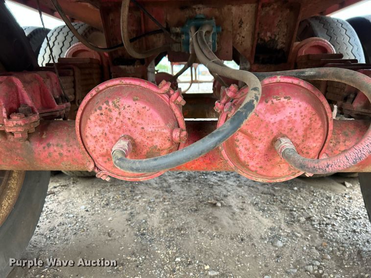 image for item DJ6390 1979 Load Craft  oilfield trailer