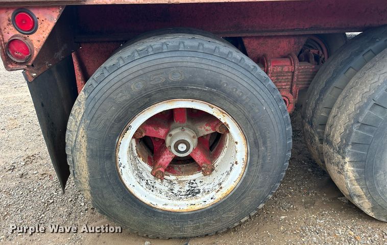 image for item DJ6390 1979 Load Craft  oilfield trailer