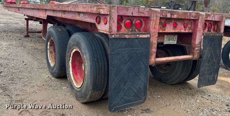 image for item DJ6391 1968 Brown  oilfield trailer