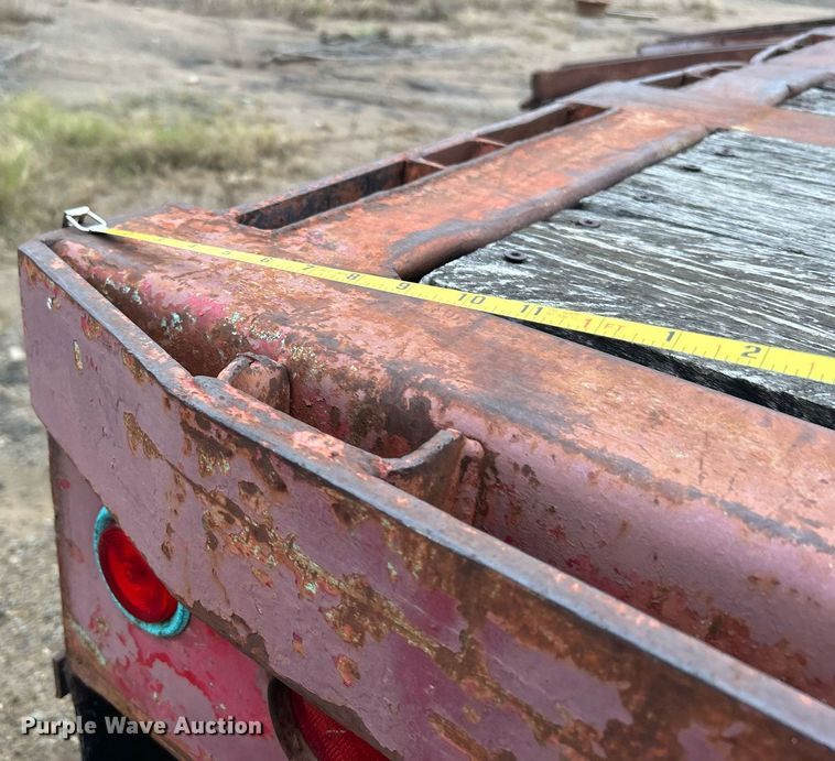 image for item DJ6391 1968 Brown  oilfield trailer