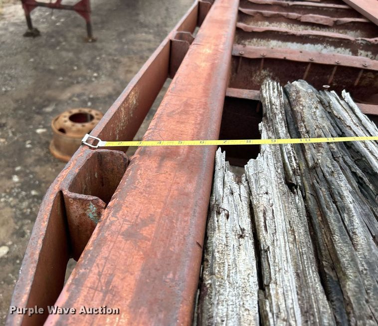 image for item DJ6391 1968 Brown  oilfield trailer