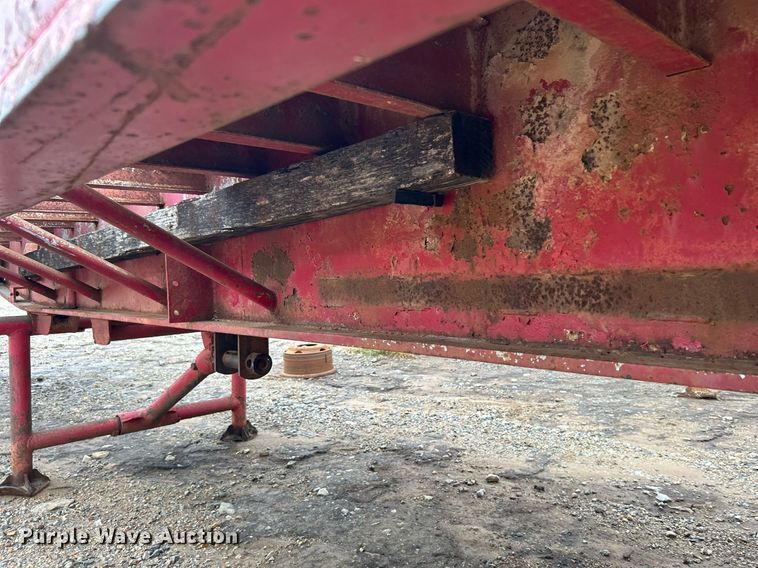 image for item DJ6391 1968 Brown  oilfield trailer