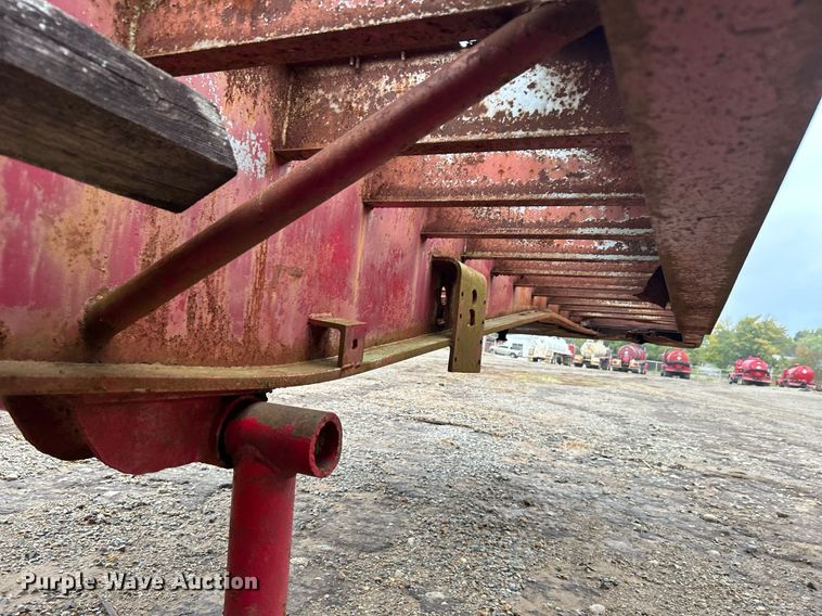 image for item DJ6391 1968 Brown  oilfield trailer