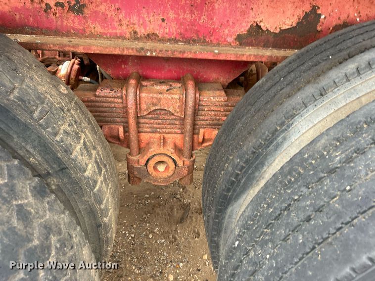 image for item DJ6391 1968 Brown  oilfield trailer