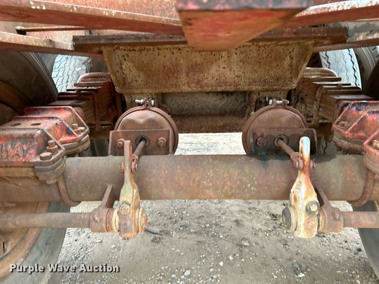 image for item DJ6391 1968 Brown  oilfield trailer