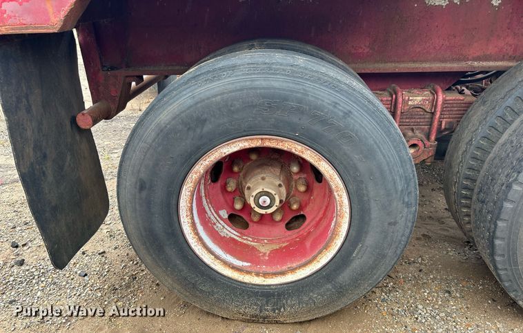 image for item DJ6391 1968 Brown  oilfield trailer