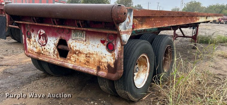 image for item DJ6392 1968 Brown  oilfield trailer