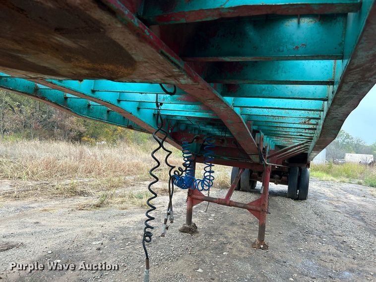 image for item DJ6392 1968 Brown  oilfield trailer