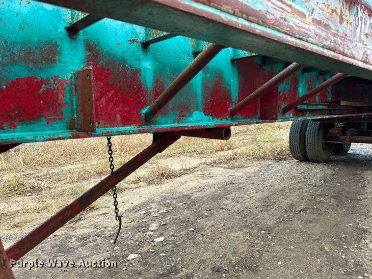 image for item DJ6392 1968 Brown  oilfield trailer