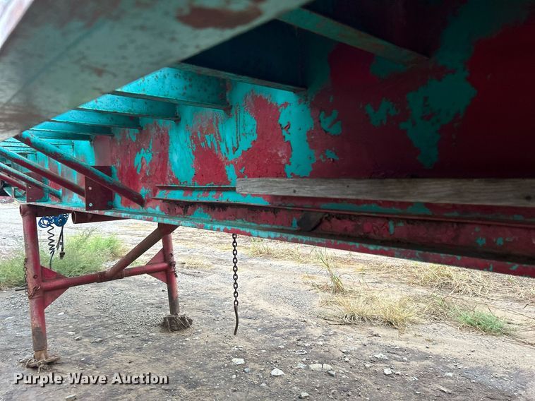 image for item DJ6392 1968 Brown  oilfield trailer