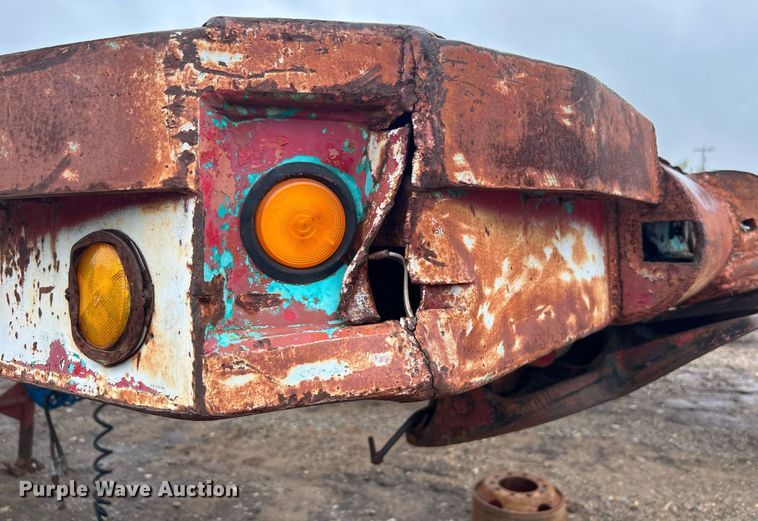 image for item DJ6392 1968 Brown  oilfield trailer