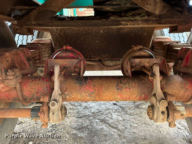 image for item DJ6392 1968 Brown  oilfield trailer