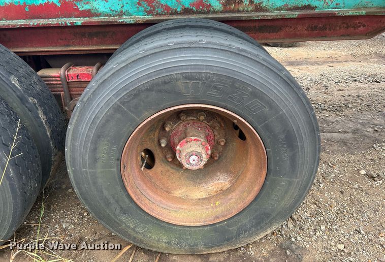 image for item DJ6392 1968 Brown  oilfield trailer