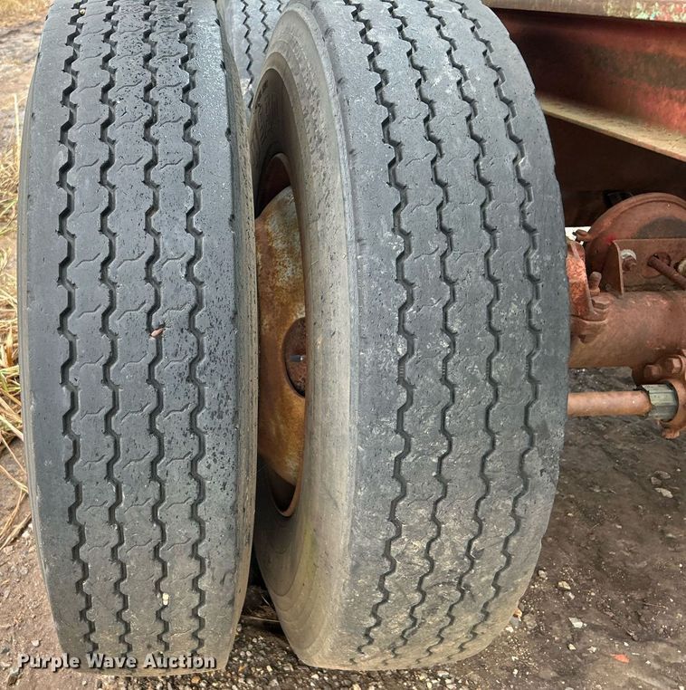 image for item DJ6392 1968 Brown  oilfield trailer