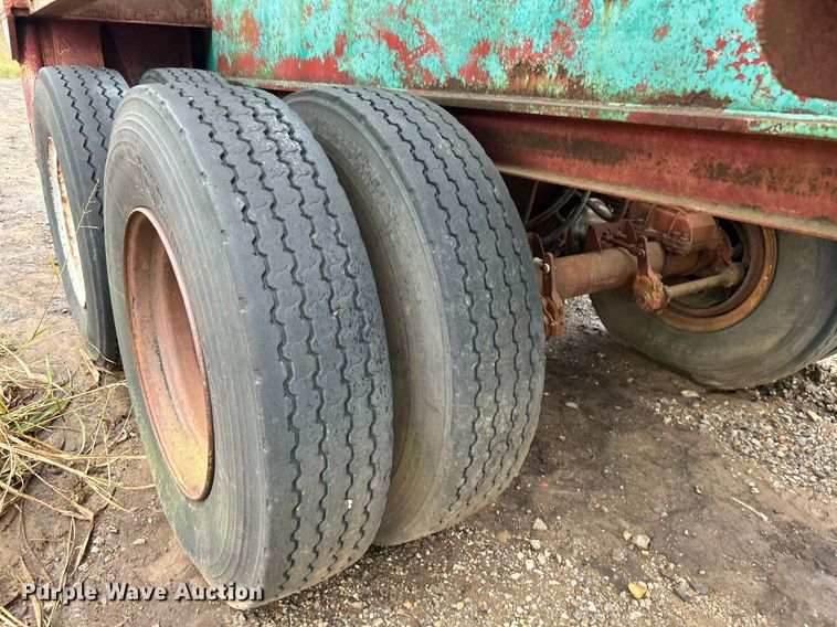 image for item DJ6392 1968 Brown  oilfield trailer
