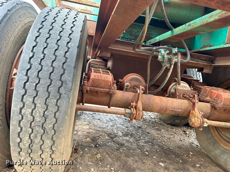 image for item DJ6392 1968 Brown  oilfield trailer