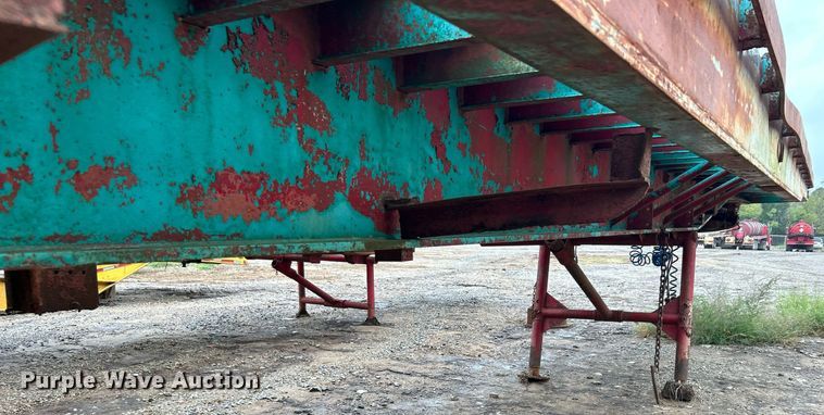 image for item DJ6392 1968 Brown  oilfield trailer