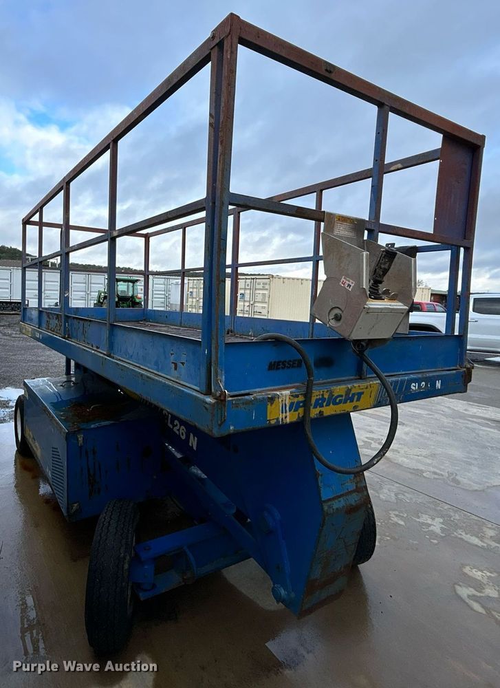 image for item DJ6424 1996 Up Right SL26N  scissor lift