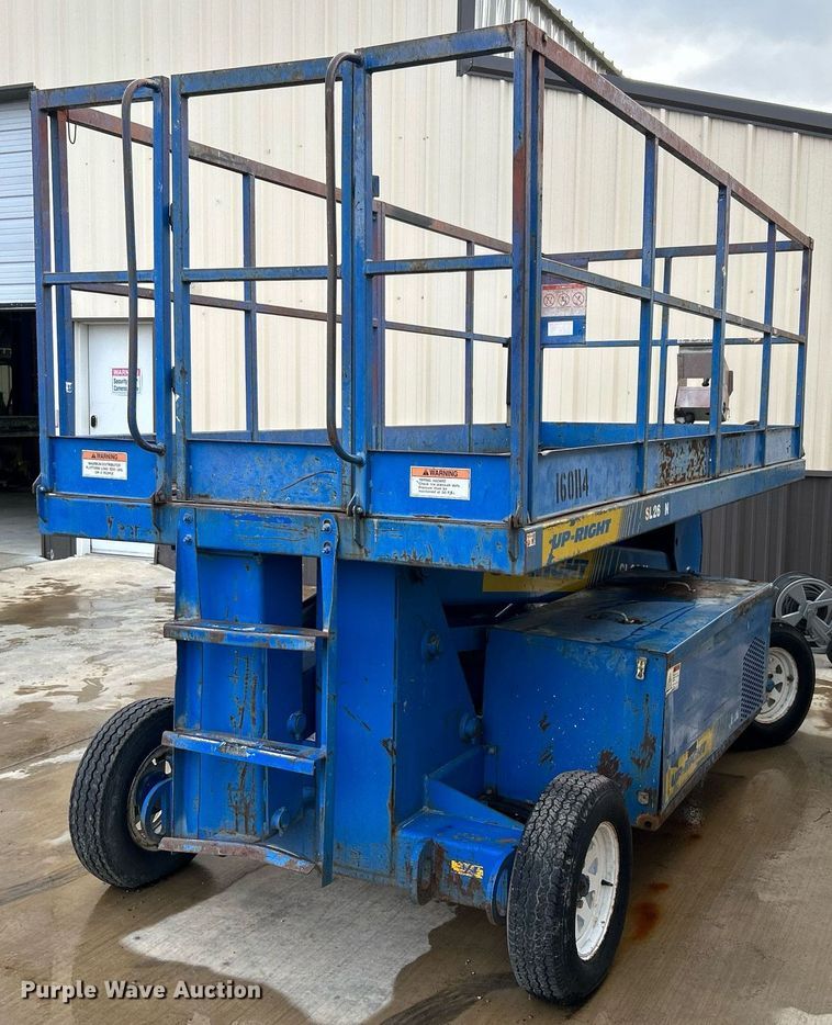 image for item DJ6424 1996 Up Right SL26N  scissor lift
