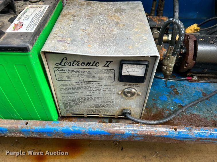 image for item DJ6424 1996 Up Right SL26N  scissor lift